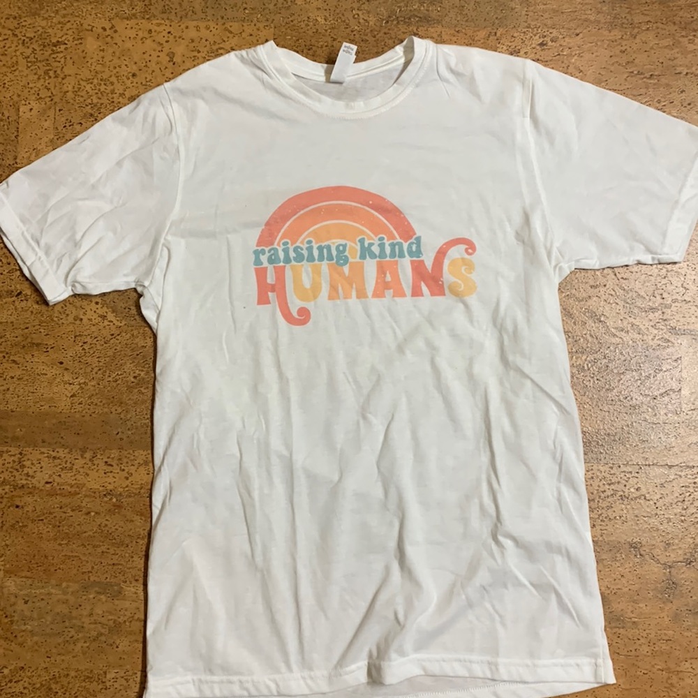 Raising Kind Humans short sleeve shirt. Size M